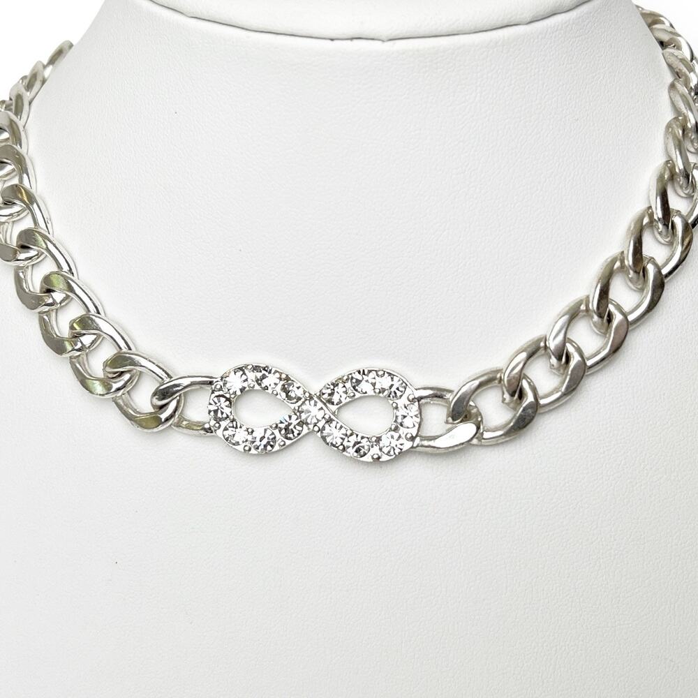 Pave Rhinestone Bow Pendant Necklace Classic Chic Silver Tone Elegant Choker